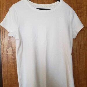 St. John's Bay White Classic Tee Size Medium Short Sleeve Basic Top